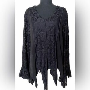 Black Vampy Goth Lace Batwing Longsleeve Witchy Top